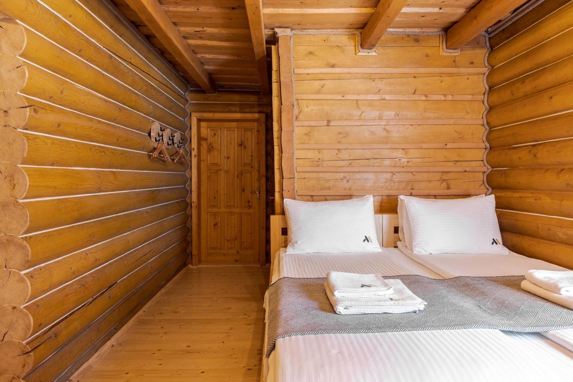 Gremi Hotel Dragobrat Esterno foto